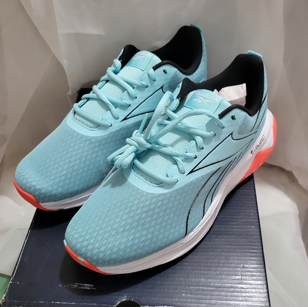 NWT*Reebok Womens Running Shoes